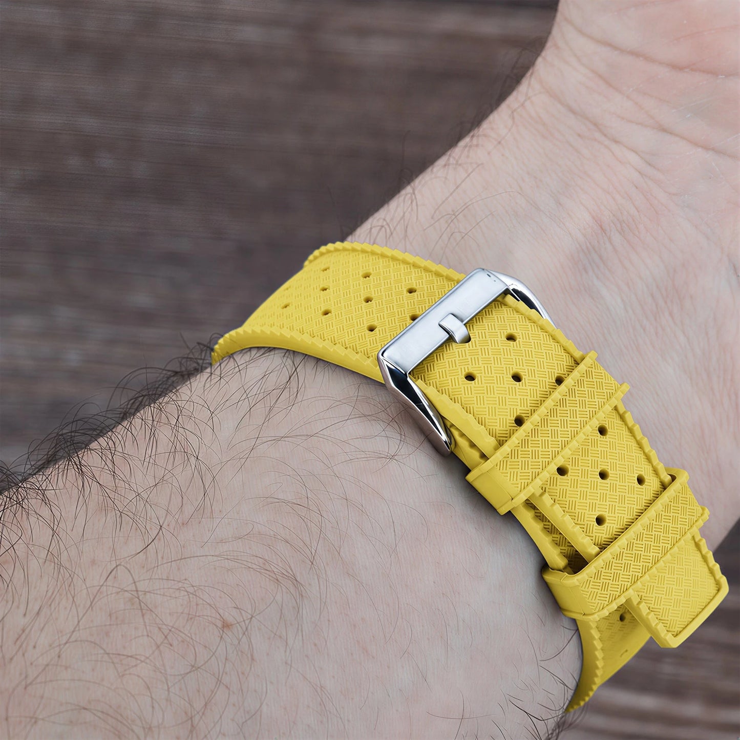 Bracelet Montre Caoutchouc FKM Jaune Perforé Vintage Diver Braxen