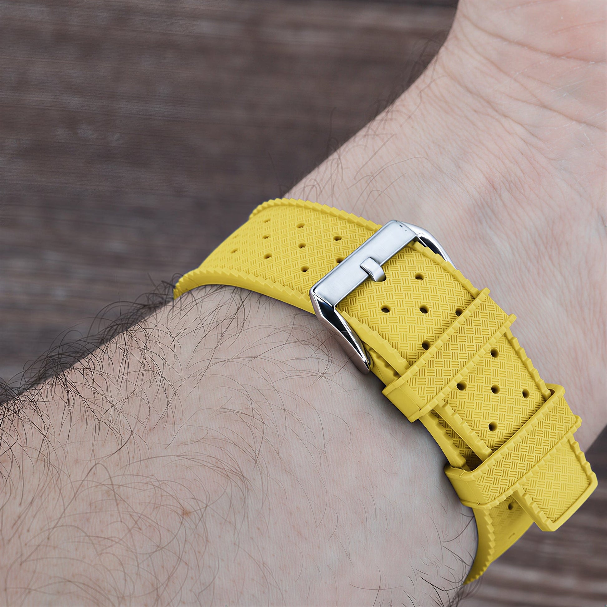 Bracelet Montre Caoutchouc FKM Jaune Perforé Vintage Diver Braxen